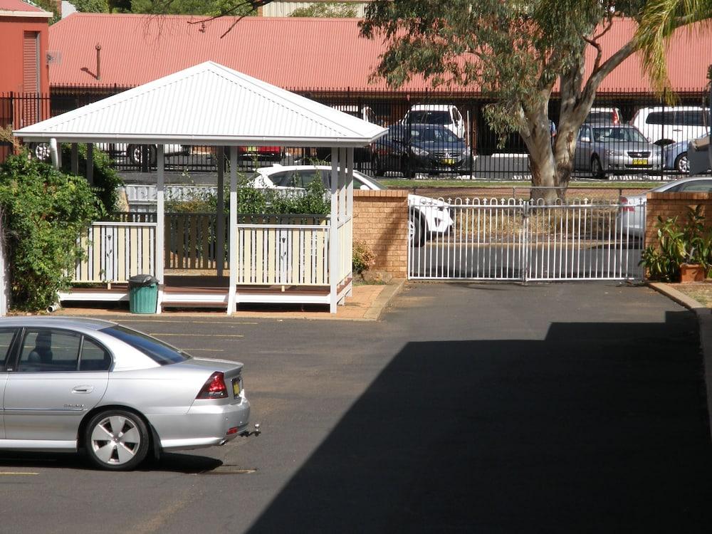 Blue Diamond Motor Inn Dubbo Exterior foto