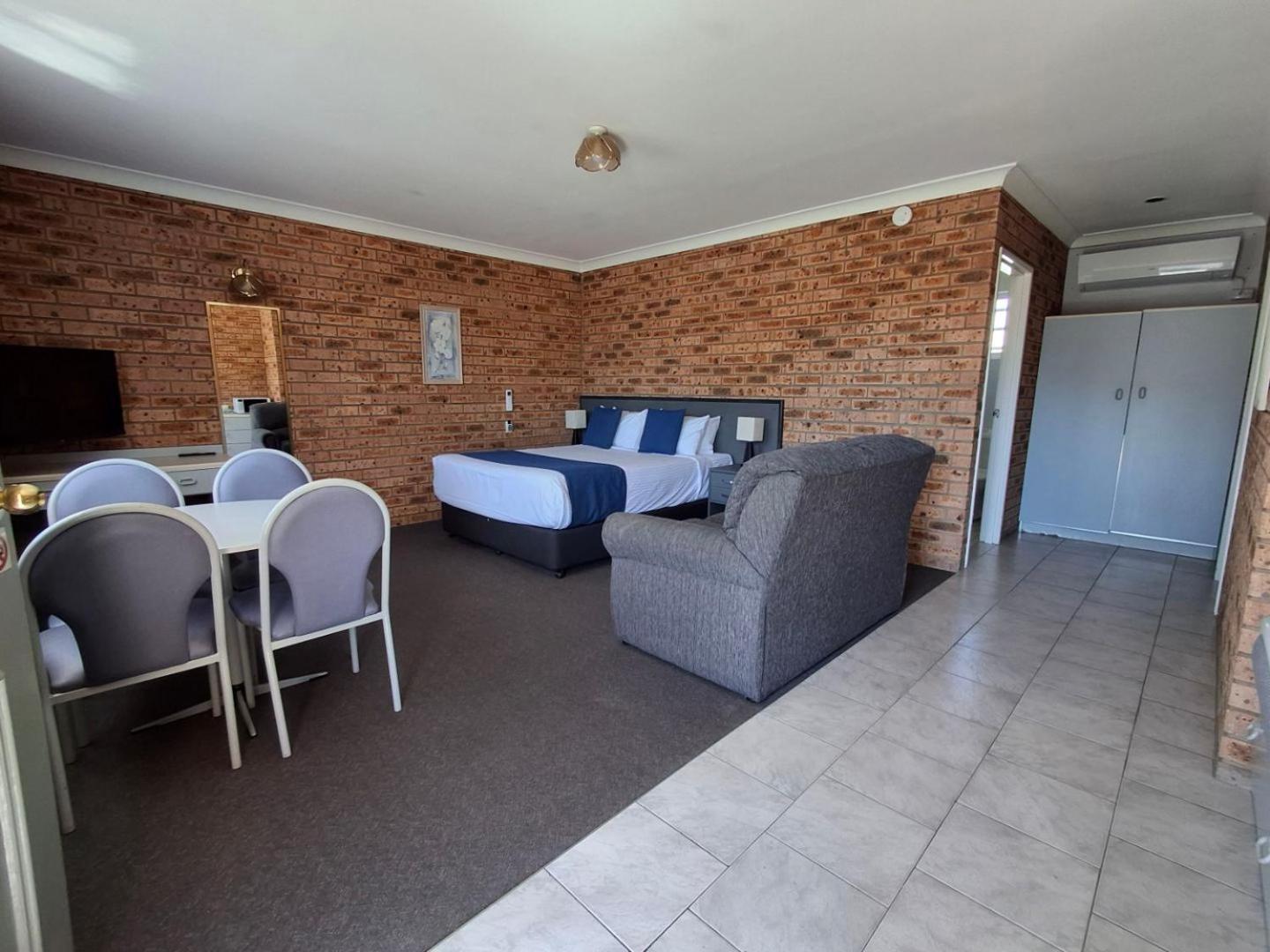 Blue Diamond Motor Inn Dubbo Exterior foto